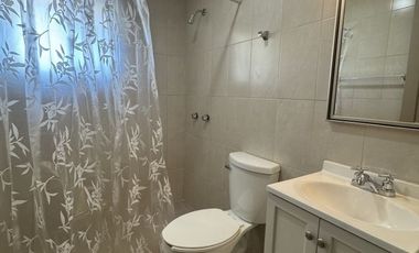 Casa en renta 3 recamas 2.5 baños, Fuentes del Valle, Cd. Juarez