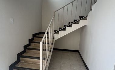 Casa en renta 3 recamas 2.5 baños, Fuentes del Valle, Cd. Juarez