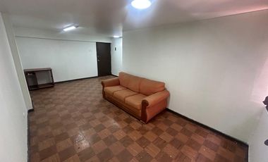 Oficina 2 privados y planta libre, Huerfanos 1160 Santiago