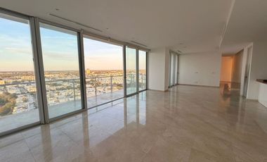 Departamento de 3 recámaras, cuarto de servicio, en Country Towers.