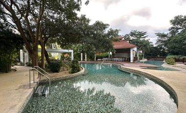 Departamento de 3 recámaras, cuarto de servicio, en Country Towers.