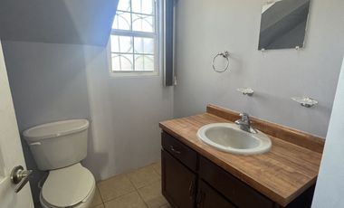 Se renta casa 3 recamras, 2.5 baños, Fracc. Cerrada Trento Casa 25, Cd. Juarez