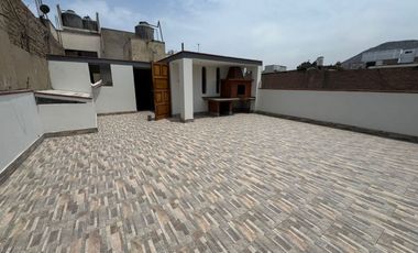 VENTA DE CASA EN MAYORAZGO – ATE