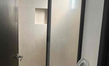 CASA EN RENTA CLUSTER CON ALBERCA EN LOMAS DE ANGELOPOLIS