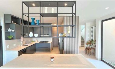 Venta de casa moderna con lindos acabados