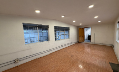 Bodega con Oficinas en Renta en CDMX | 400 m² de Almacenaje | Cerca de Polanco