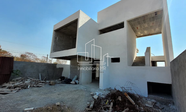 CASA CON ALBERCA EN MORELOS