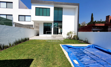 CASA CON ALBERCA EN MORELOS