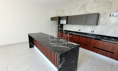 CASA CON ALBERCA EN MORELOS