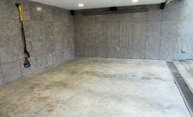 CASA DE LUJO EN RENTA – Urbanización Portón del Río, Cuenca