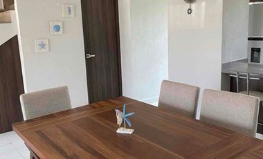 renta casa Portovela