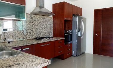 CASA EN RENTA EN CIUDAD DEL CARMEN 🏡✨ 📍RESIDENCIAL AZUL 32