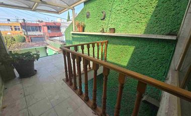 Casa con Doble Acceso y Dos Jardines – Gran Potencial para Remodelar en Col. Militar Marte | 278 m² Const. / 207 m² Terreno