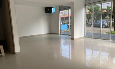ARRIENDO EXCELENTE Y FUNCIONAL EDIFICIO EN CÁDIZ, IBAGUÉ