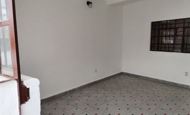 Propiedad Comercial con Alto Flujo Peatonal en Zona Centro – Ideal para Negocio | Renta o Venta