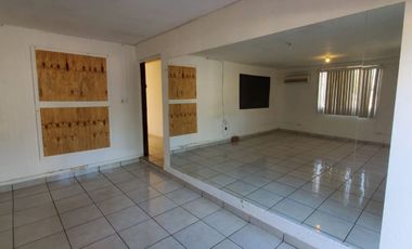 CASA EN RENTA EN VILLA DE SERIS