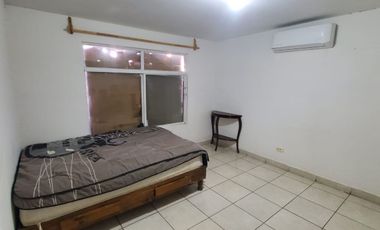 CASA EN RENTA EN VILLA DE SERIS