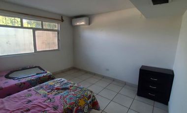 CASA EN RENTA EN VILLA DE SERIS