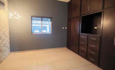 CASA EN RENTA DE UNA PLANTA EN MONTEROSA RESIDENCIAL