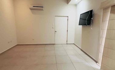 CASA EN RENTA DE UNA PLANTA EN MONTEROSA RESIDENCIAL