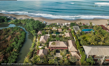 Disewakan Villa pinggir pantai di Canggu Bali.