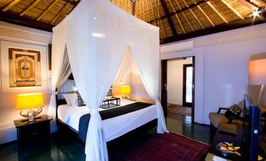 Disewakan Villa pinggir pantai di Canggu Bali.