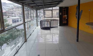 Venta  oportunidad condominio con local, y un terreno vacío de 375 m2 urdesa central Guayacanes y primera