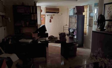 Venta  oportunidad condominio con local, y un terreno vacío de 375 m2 urdesa central Guayacanes y primera