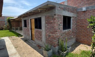 VENTA DE CASA DE 1,000M2 EN ASIA-MALA