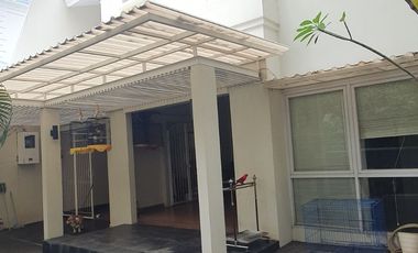 FOR RENT House at Denpasar Mega Kuningan - 4 BR, 1 study room, Furnished, Strategic, Close to LRT MRT Busway