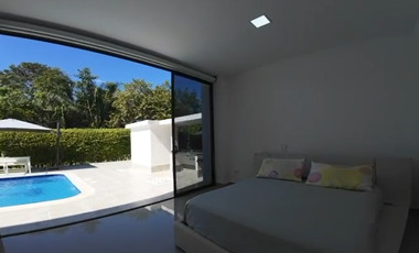 Casa de Lujo en Hacienda San Rafael | Piscina Privada y Diseño de Doble Altura (Vía Melgar - Girardot)