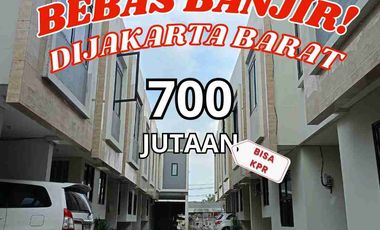 Townhouse, rumah 2 Lantai, 2 Kamar. di Jakarta Barat