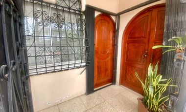 PLANTA BAJA SUITE AMOBLADA!!