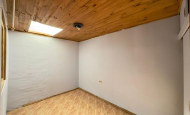 Se arrienda casa céntrica de 4 piezas, 2 baños, Curicó