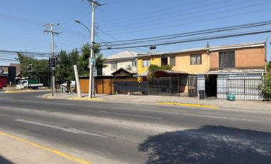 Se arrienda casa céntrica de 4 piezas, 2 baños, Curicó