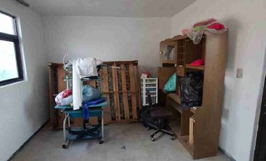 Bonita casa 3 pisos