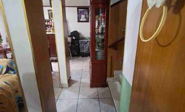 Bonita casa 3 pisos