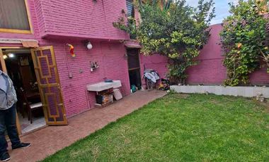 Bonita casa 3 pisos