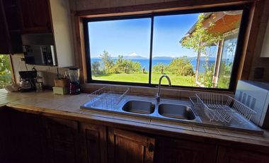 ARRIENDO CASA ORILLA DE LAGO