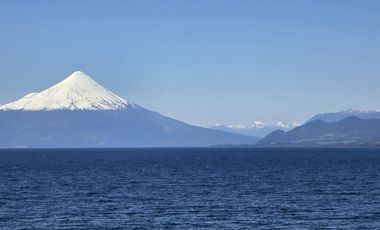 ARRIENDO CASA ORILLA DE LAGO