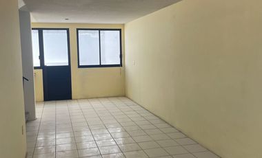 Tu Hogar en Tehuacán: Casa con Gran Jardín cerca de Plaza El Paseo.