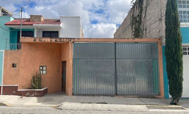 Tu Hogar en Tehuacán: Casa con Gran Jardín cerca de Plaza El Paseo.