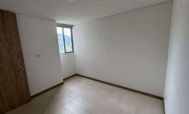 VENTA DE ESPECTACULAR APARTAMENTO DE 71 MT2, CON UNA VISTA INCREIBLE, SECTOR SURAMÉRICA, ITAGUI, ANTIOQUIA