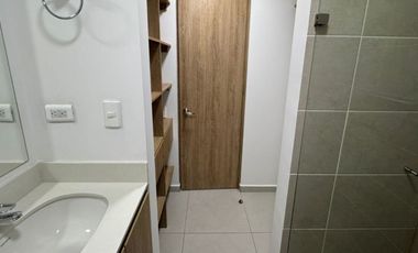 VENTA DE ESPECTACULAR APARTAMENTO DE 71 MT2, CON UNA VISTA INCREIBLE, SECTOR SURAMÉRICA, ITAGUI, ANTIOQUIA