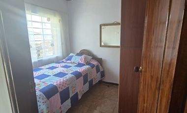 Venta de casa en Manrique central segundo piso con terraza