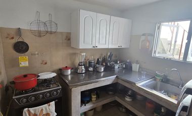 Venta de casa en Manrique central segundo piso con terraza