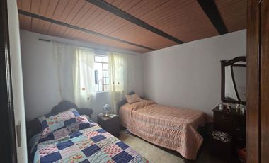 Venta de casa en Manrique central segundo piso con terraza