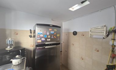 Venta de casa en Manrique central segundo piso con terraza