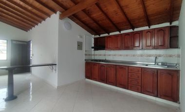 Casa en arriendo Los Naranjo Itagüí