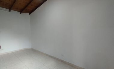 Casa en arriendo Los Naranjo Itagüí